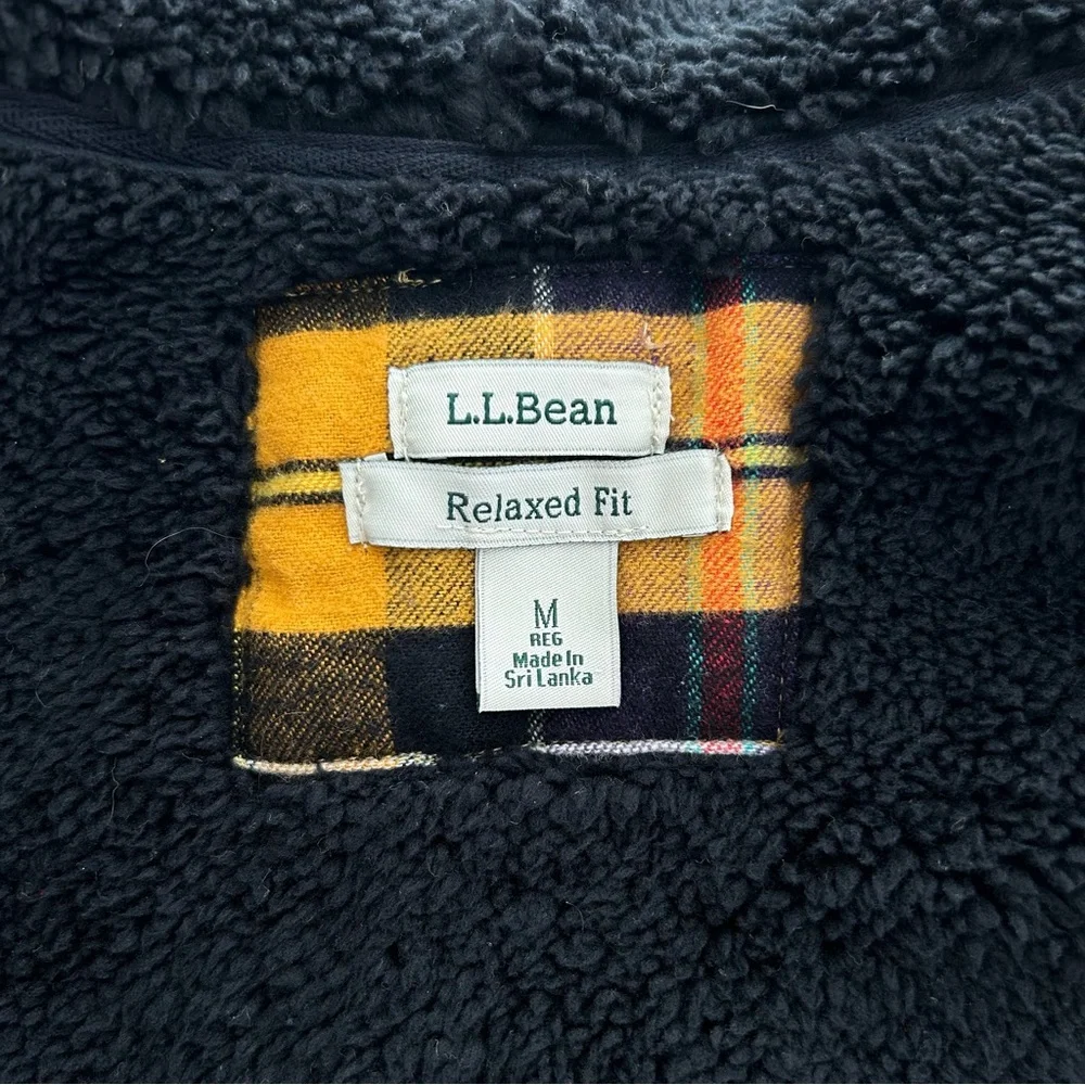 L.L. Bean Women's Scotch Plaid Flannel Shirt, Sherpa-Lined Hoodie Size Medium - Picture 9 of 10